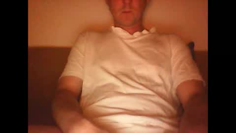 Snapshot of sunnygun0 chatting on March 2026 06:25:02 PM sunnygun0 online show from March 2026 06:25:02 PM