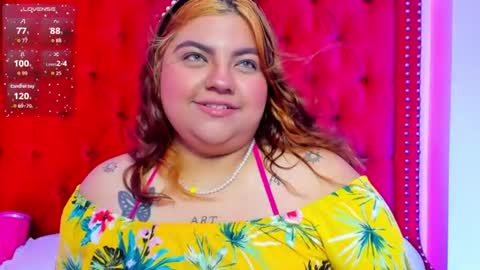 Snapshot of sunnyhoney_ chatting on June 2026 12:42:02 PM Sunny online show from June 2026 12:42:02 PM