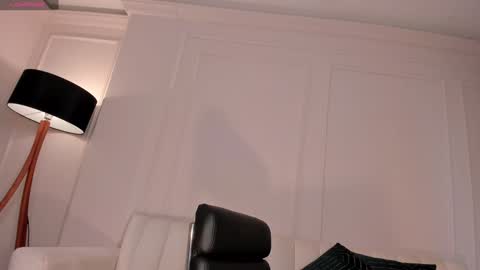 Sunny Rivers online show from January 2025 09:57:01 PM