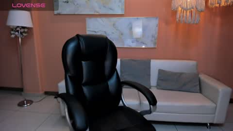 Sunny Rivers online show from February 2025 11:01:02 AM