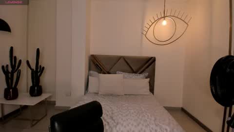 Sunny Rivers online show from September 2025 06:54:01 PM