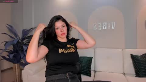 Sunny Rivers online show from July 2026 05:19:02 PM