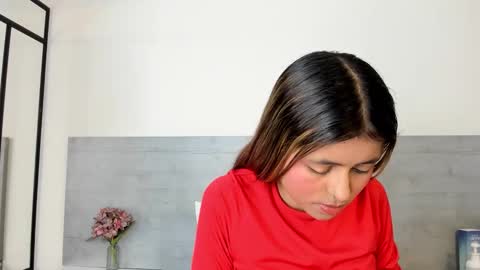 sunnywhitee online show from March 2026 07:08:02 PM