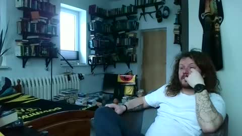 sunr1sa online show from February 2026 07:03:02 AM