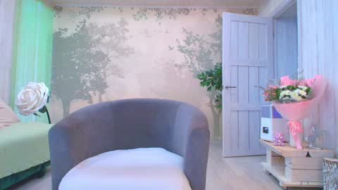 Eva  online show from March 2026 04:51:02 AM