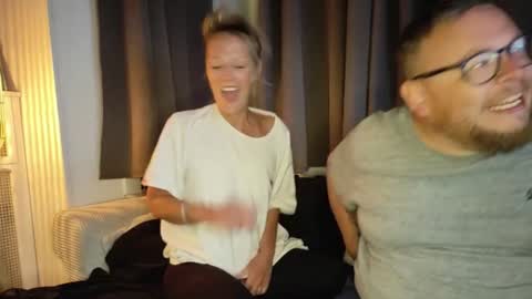 Ava online show from February 2025 10:19:01 PM