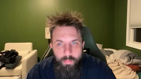 Snapshot of supbroitsmatt chatting on December 2025 11:01:02 PM Matt online show from December 2025 11:01:02 PM