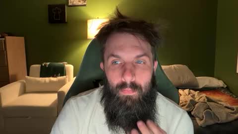 Snapshot of supbroitsmatt chatting on March 2026 04:49:01 AM Matt online show from March 2026 04:49:01 AM