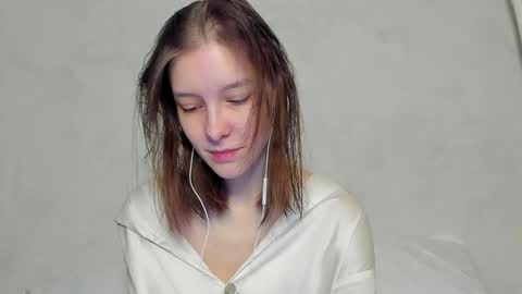 Snapshot of superior_cat chatting on April 2026 11:21:01 PM Una online show from April 2026 11:21:01 PM