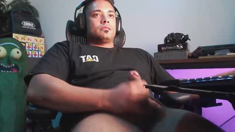 Snapshot of supertoaster69 chatting on March 2026 01:15:01 PM supertoaster69 online show from March 2026 01:15:01 PM