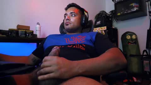 Snapshot of supertoaster69 chatting on April 2026 04:57:02 PM supertoaster69 online show from April 2026 04:57:02 PM