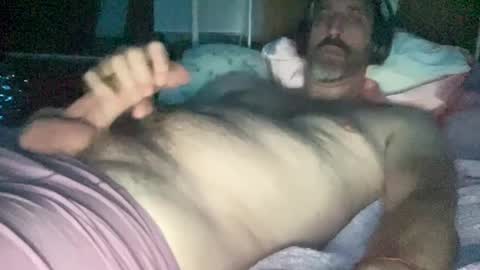 SurfGuy82 online show from September 2025 04:23:01 AM