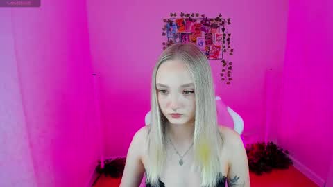 Annie online show from March 2025 01:06:01 AM