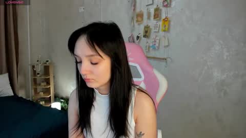 Annie online show from November 2025 01:26:01 AM