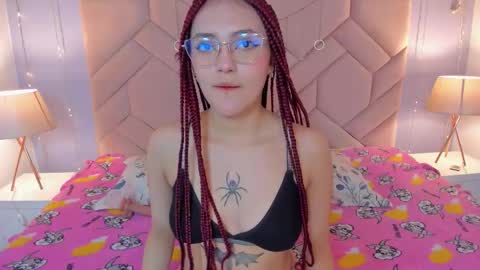 Susan Cotton online show from December 2025 03:44:02 AM