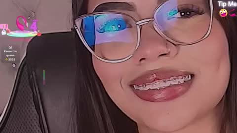 Snapshot of susan_voltaire chatting on April 2026 01:24:02 PM susan_voltaire online show from April 2026 01:24:02 PM