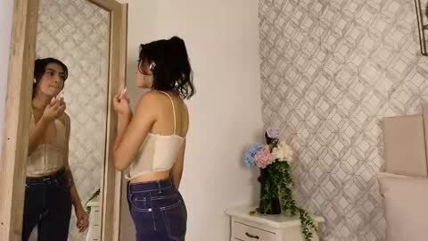 Snapshot of susana__sanchez chatting on June 2026 12:10:02 PM SUSANA online show from June 2026 12:10:02 PM