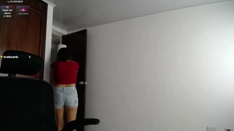 Snapshot of susanaduncann chatting on April 2026 07:44:01 PM Susana online show from April 2026 07:44:01 PM