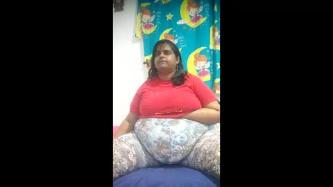 Snapshot of susanaeshwar chatting on April 2026 07:14:01 PM susanaeshwar online show from April 2026 07:14:01 PM