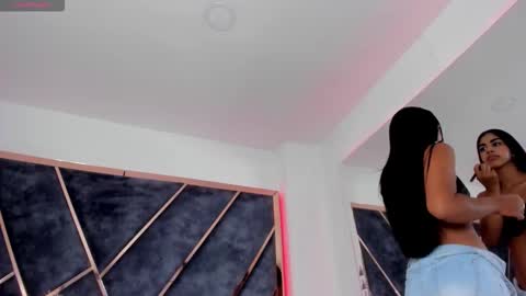 susanahenao online show from October 2025 06:49:01 PM