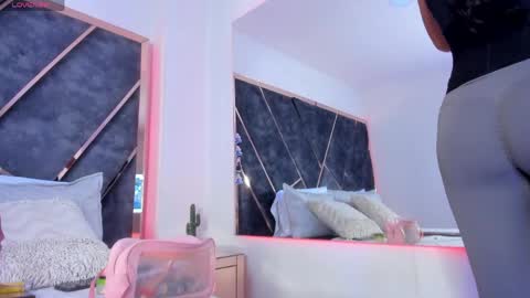 Snapshot of susanahenao chatting on March 2026 05:35:01 PM susanahenao online show from March 2026 05:35:01 PM