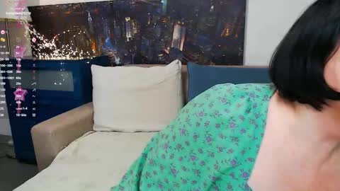 Snapshot of susanflower chatting on February 2025 08:22:02 AM Susan online show from February 2025 08:22:02 AM