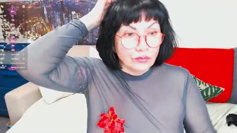 Snapshot of susanflower chatting on March 2025 09:07:02 AM Susan online show from March 2025 09:07:02 AM