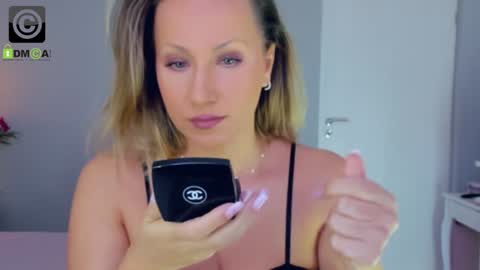 SusanJewel online show from December 2024 07:58:02 AM