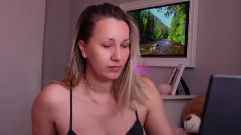 SusanJewel online show from April 2026 06:47:02 AM