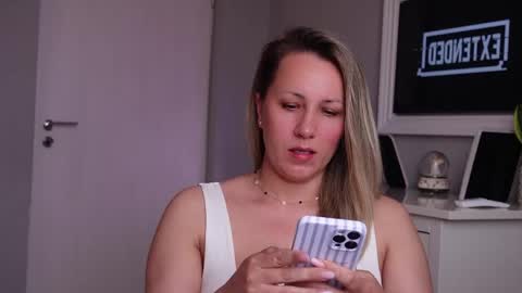 Snapshot of susanjewel chatting on May 2026 07:03:01 AM SusanJewel online show from May 2026 07:03:01 AM
