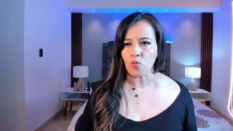 Susan  Everyday From 0530 to 1430 Col Time online show from December 2025 10:57:01 AM