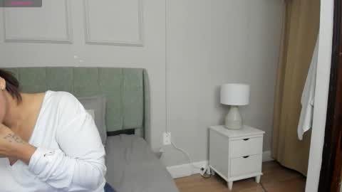 Snapshot of susannewolf_ chatting on February 2026 12:13:02 PM Amelia online show from February 2026 12:13:02 PM