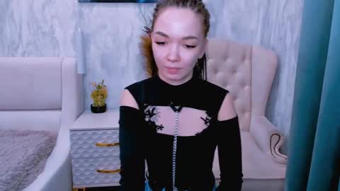Snapshot of susannjohnson chatting on January 2025 10:00:02 AM susannjohnson online show from January 2025 10:00:02 AM