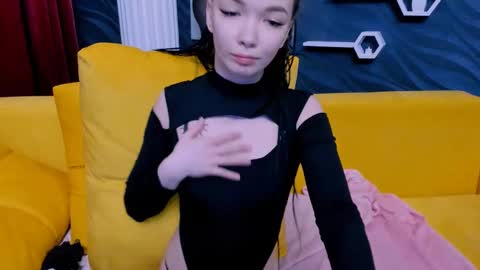 Snapshot of susannjohnson chatting on January 2025 09:57:01 AM susannjohnson online show from January 2025 09:57:01 AM