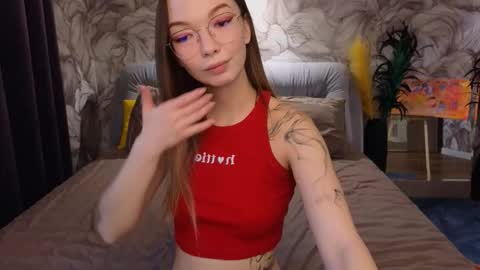 Snapshot of susannjohnson chatting on September 2025 12:21:01 AM susannjohnson online show from September 2025 12:21:01 AM