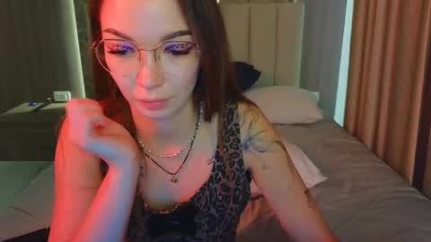 susannjohnson online show from March 2026 01:44:01 AM