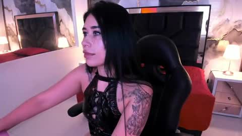 susanvilla online show from June 2026 08:11:01 PM