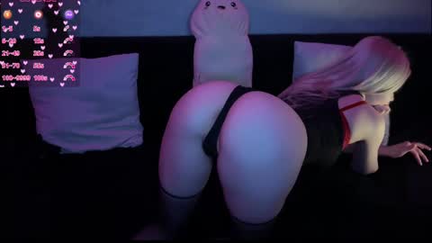 Snapshot of susieevans chatting on February 2025 03:40:01 PM Sue online show from February 2025 03:40:01 PM