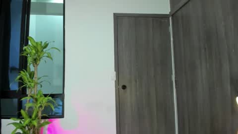 Snapshot of susieglass chatting on March 2026 03:54:01 AM SusieGlass online show from March 2026 03:54:01 AM
