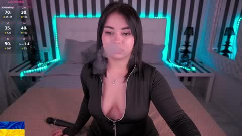 Snapshot of susiewood chatting on April 2026 08:39:01 PM Susie online show from April 2026 08:39:01 PM