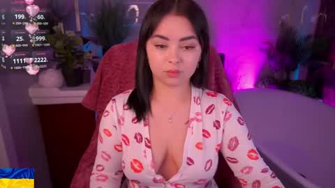 Snapshot of susiewood chatting on May 2026 08:14:02 PM Susie online show from May 2026 08:14:02 PM