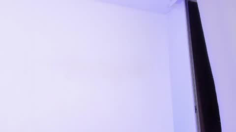 Snapshot of susisuarez chatting on April 2026 04:01:01 AM susisuarez online show from April 2026 04:01:01 AM