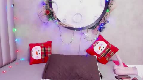 Snapshot of sussanmilf_ chatting on December 2025 12:09:01 PM sussanmilf online show from December 2025 12:09:01 PM