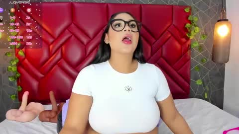 Snapshot of sussierogers chatting on March 2025 12:22:02 PM SussieRogers online show from March 2025 12:22:02 PM