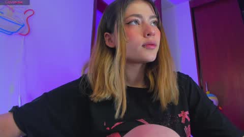 Susy  online show from February 2025 03:55:02 AM