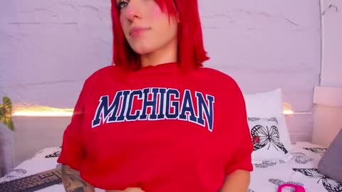 Susy online show from April 2026 03:48:01 AM