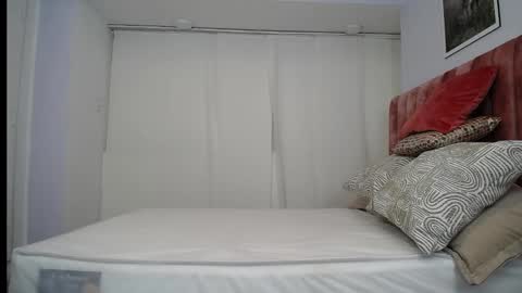 sussy leon online show from February 2025 06:56:01 PM