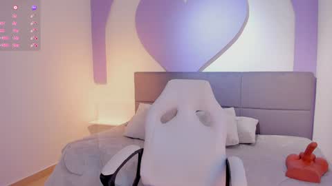 sussy_sweet4u online show from February 2025 08:31:01 AM