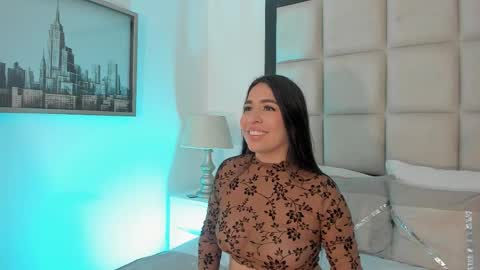 Snapshot of sussyfoxx_ chatting on March 2026 06:01:02 PM sussyfoxx_ online show from March 2026 06:01:02 PM