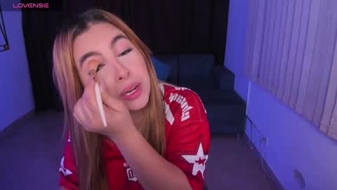 Susy online show from November 2025 03:12:01 AM